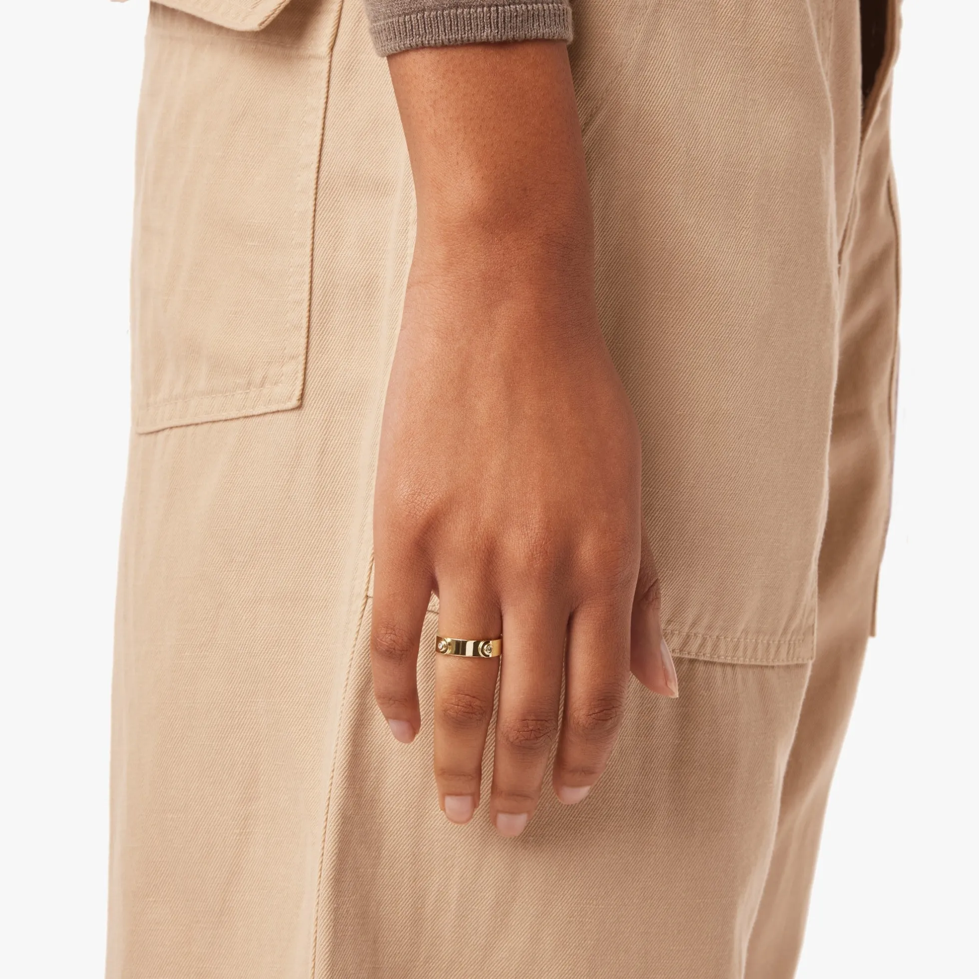 Diamond Rivet Plaque Ring
